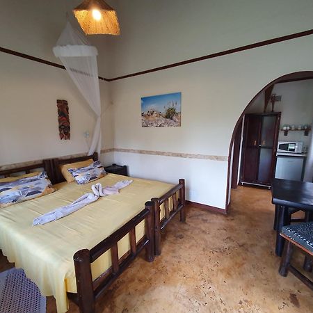 Thokozani Lodge ホワイトリバー エクステリア 写真